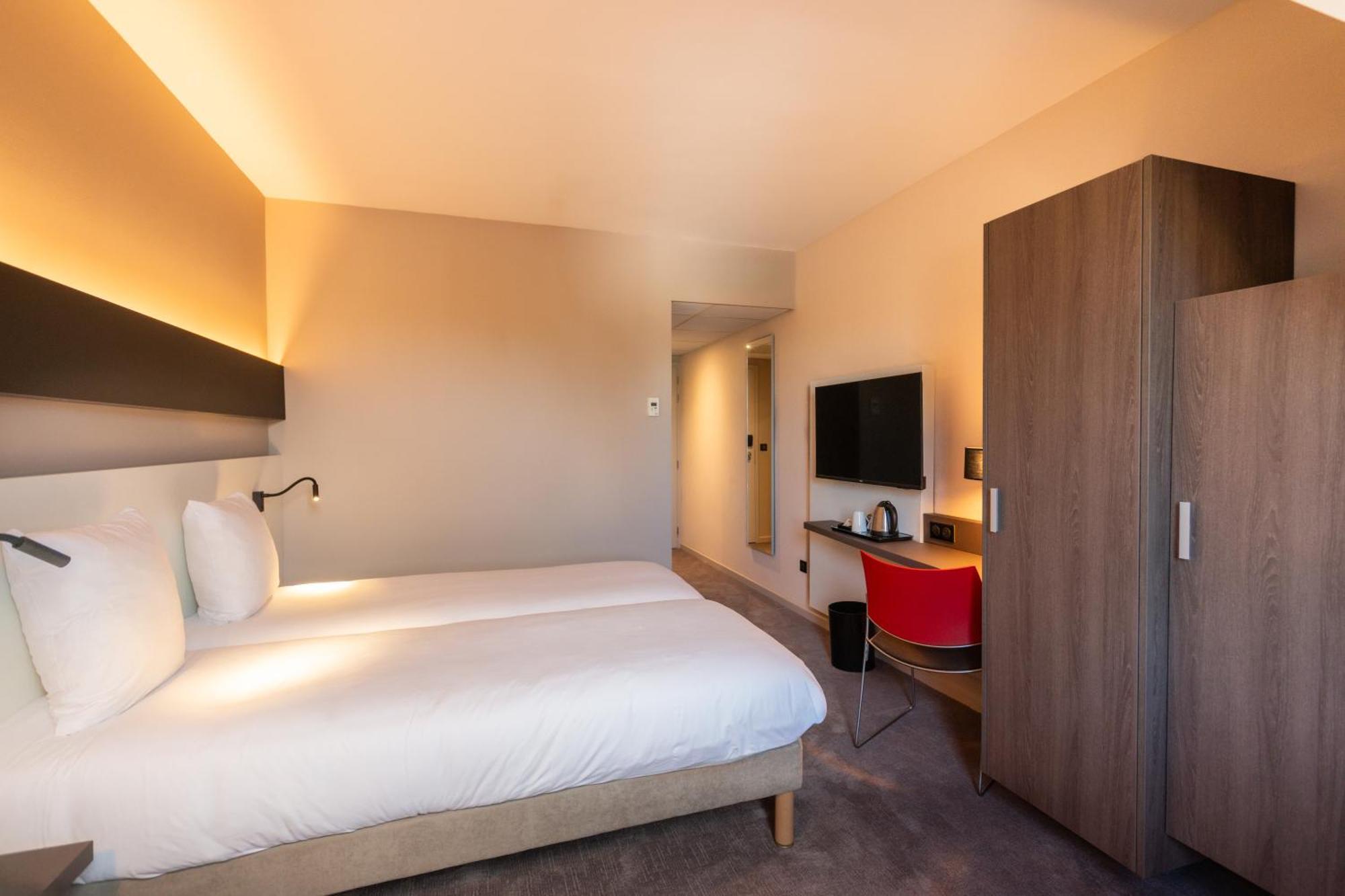 Hotel L'Europe Horbourg-Wihr Екстер'єр фото